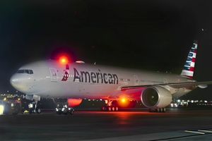 An American Airlines pilot flying from Phoenix to Boston died mid-flight this morning and the plane landed in Syracuse, according to ABC. The above courtesy photo is not a photo of the plane that was forced to land in Syracuse.