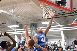 Dajuan Coleman (44), former SU center, is part of the Syracuse Stallions' roster. 