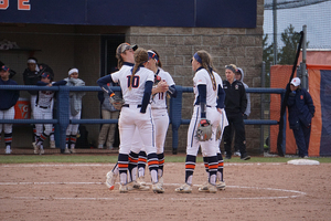 The Orange, pictured last season, wasted an opportunity to take the lead in the first inning. 