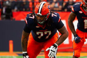 Syracuse right tackle Savion Washington has earned ACC Offensive Lineman of the Week honors following his performance against Cal. It is Washington’s first weekly award of the season.
