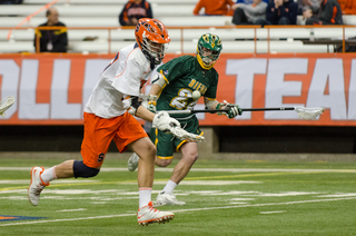 Syracuse outscored Siena 8-3 in the first quarter, setting the stage for a lopsided victory. 